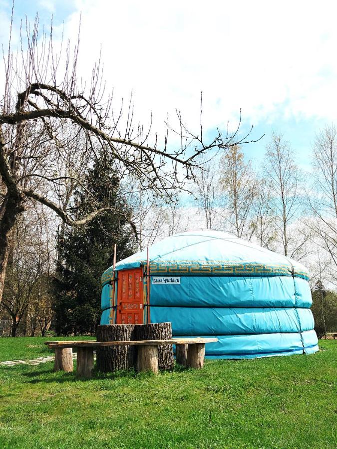 Caloroczne Jurty Mongolskie - "Domy Slonca" Kladsko Exteriér fotografie